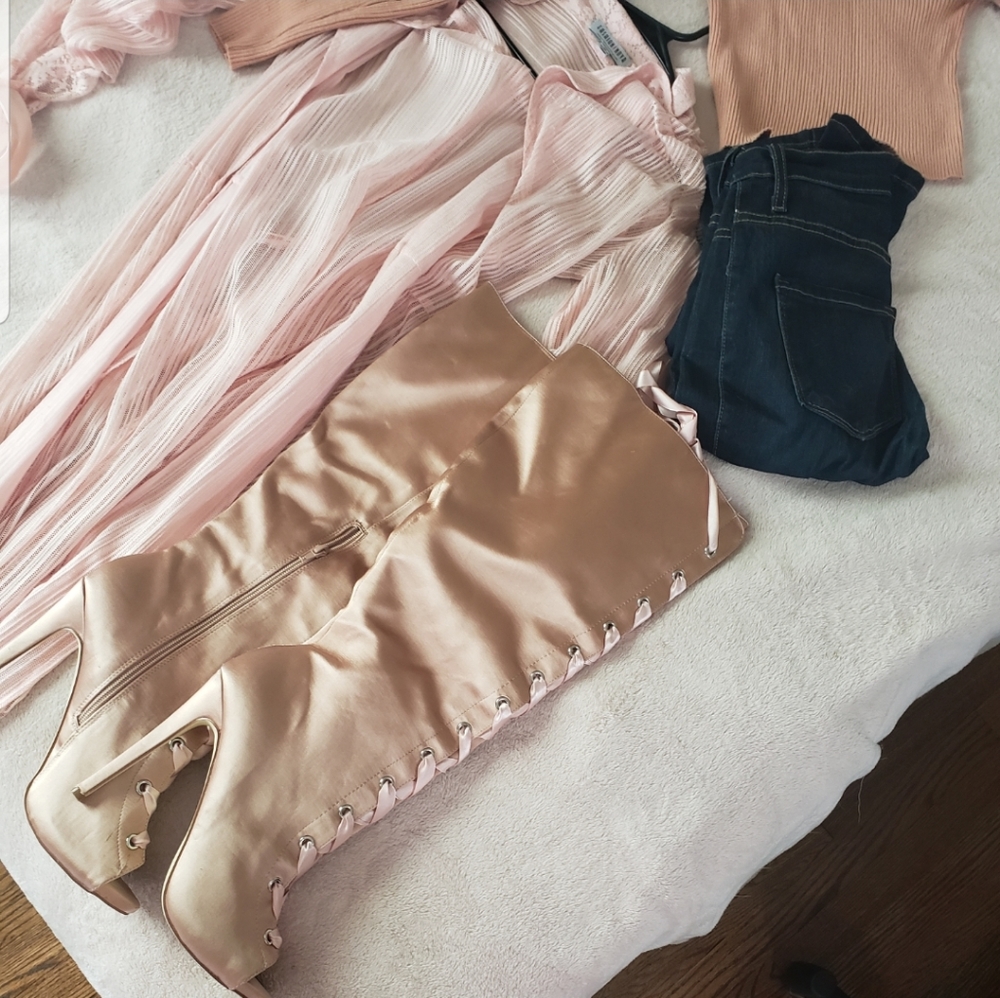 🥳 Lace duster 🥳 - Picture 5 of 6